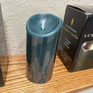 NEW in box Luminara Fireless Candle Forest Pine Scented 7” x 3.5” Timer